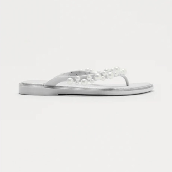 Rumi Pearl Flip Flops NEW 🏷️ - Picture 4 of 8